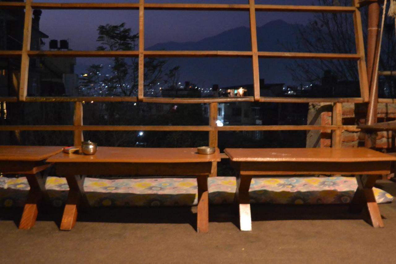 Fireflies Hostel Κατμαντού Εξωτερικό φωτογραφία